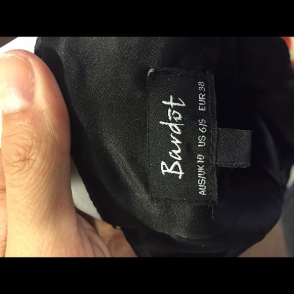 ZARA Sz 6 Bardot Dress, Blk & Wht off the shoulder - Picture 6 of 6